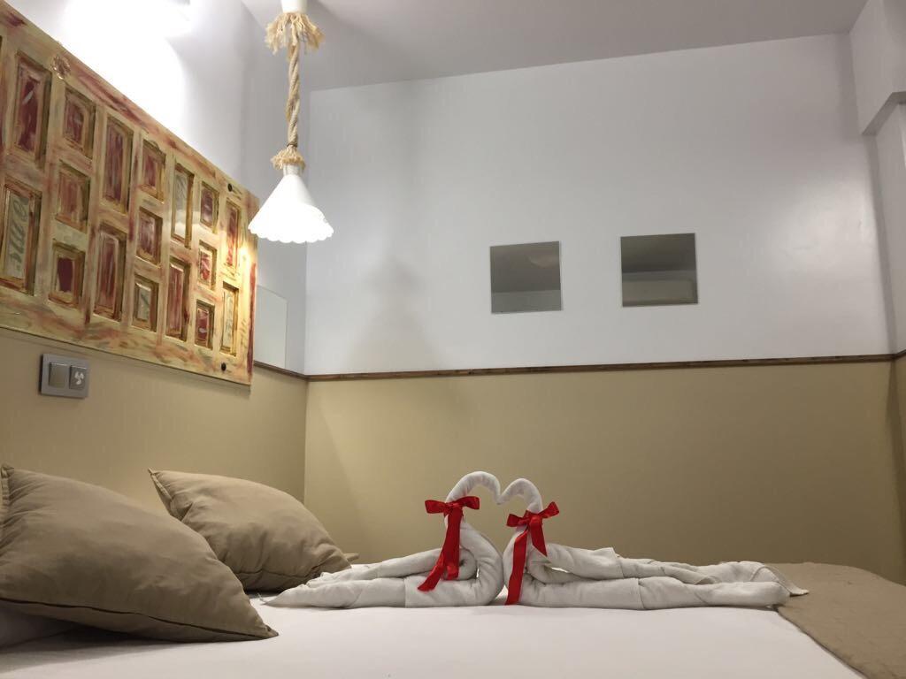 Hostal Boutique Luna De Gavin クリェラ エクステリア 写真